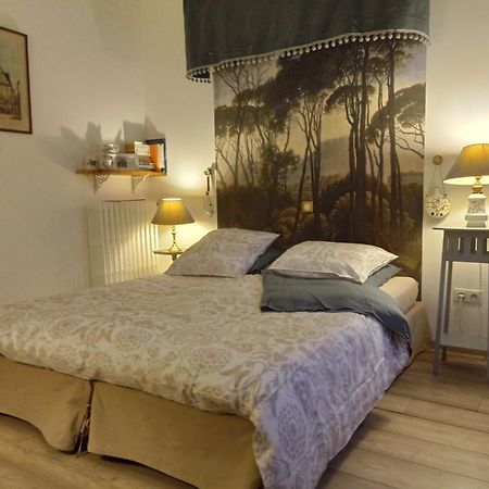 Le Chateau De Roquebere Condom Bagian luar foto