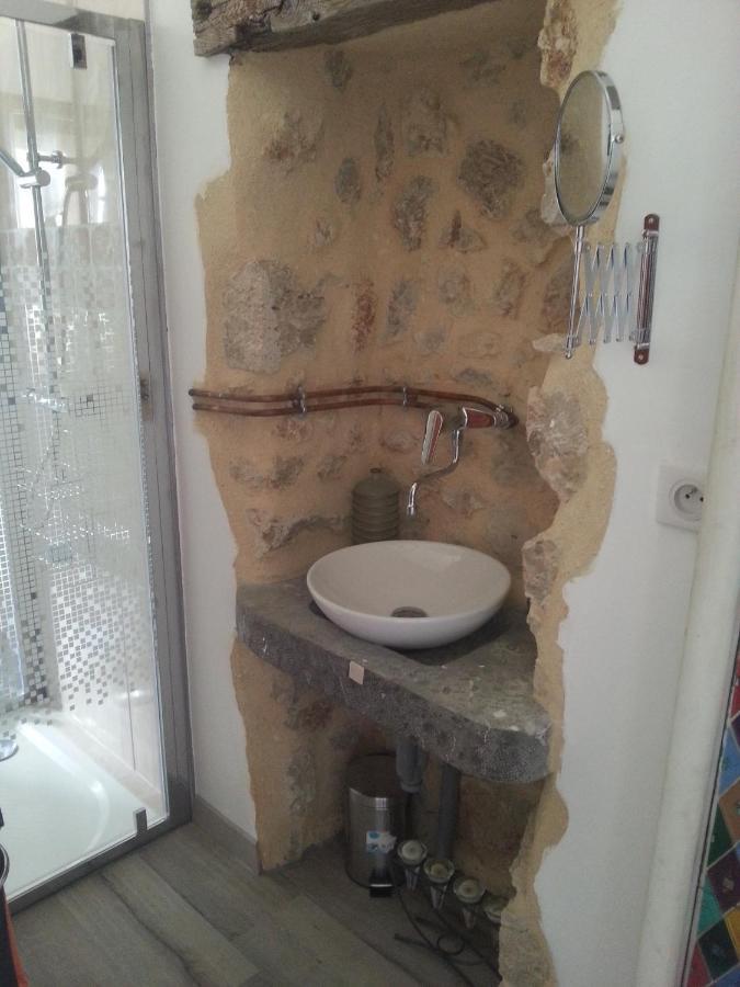 Le Chateau De Roquebere Condom Bagian luar foto